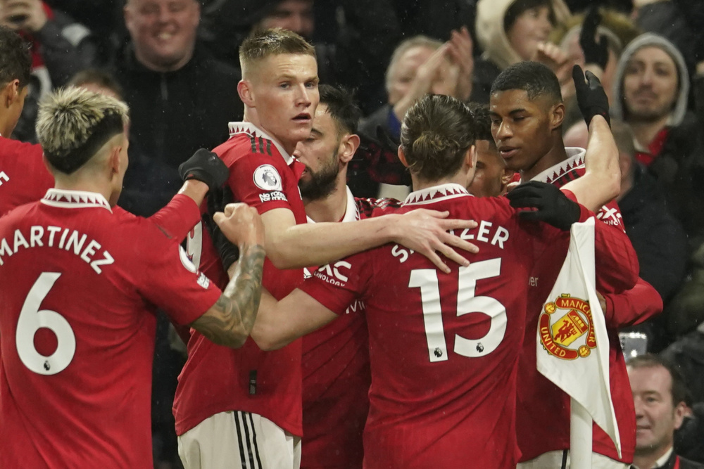 水晶宫的进 水晶宫的进