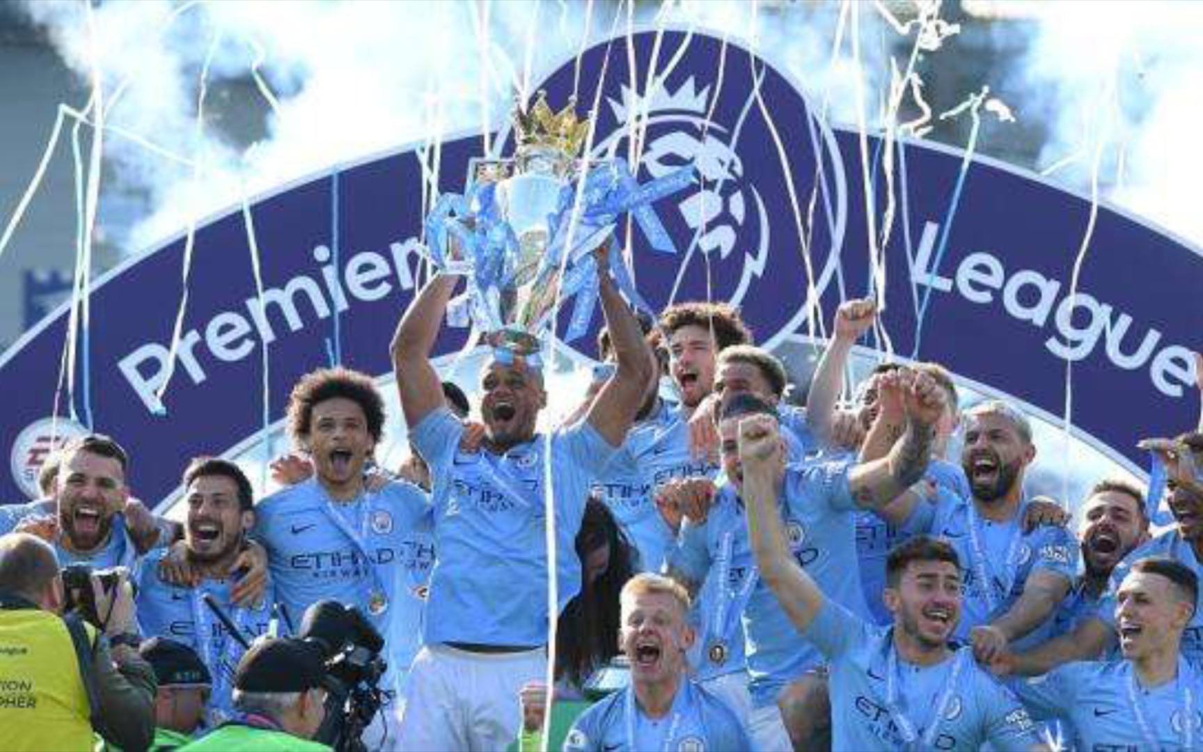 更是点燃了 更是点燃了